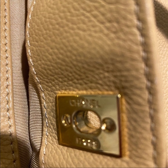 *RARE FIND*AUTHENTIC CHANEL TOTE BAG - Picture 10 of 14